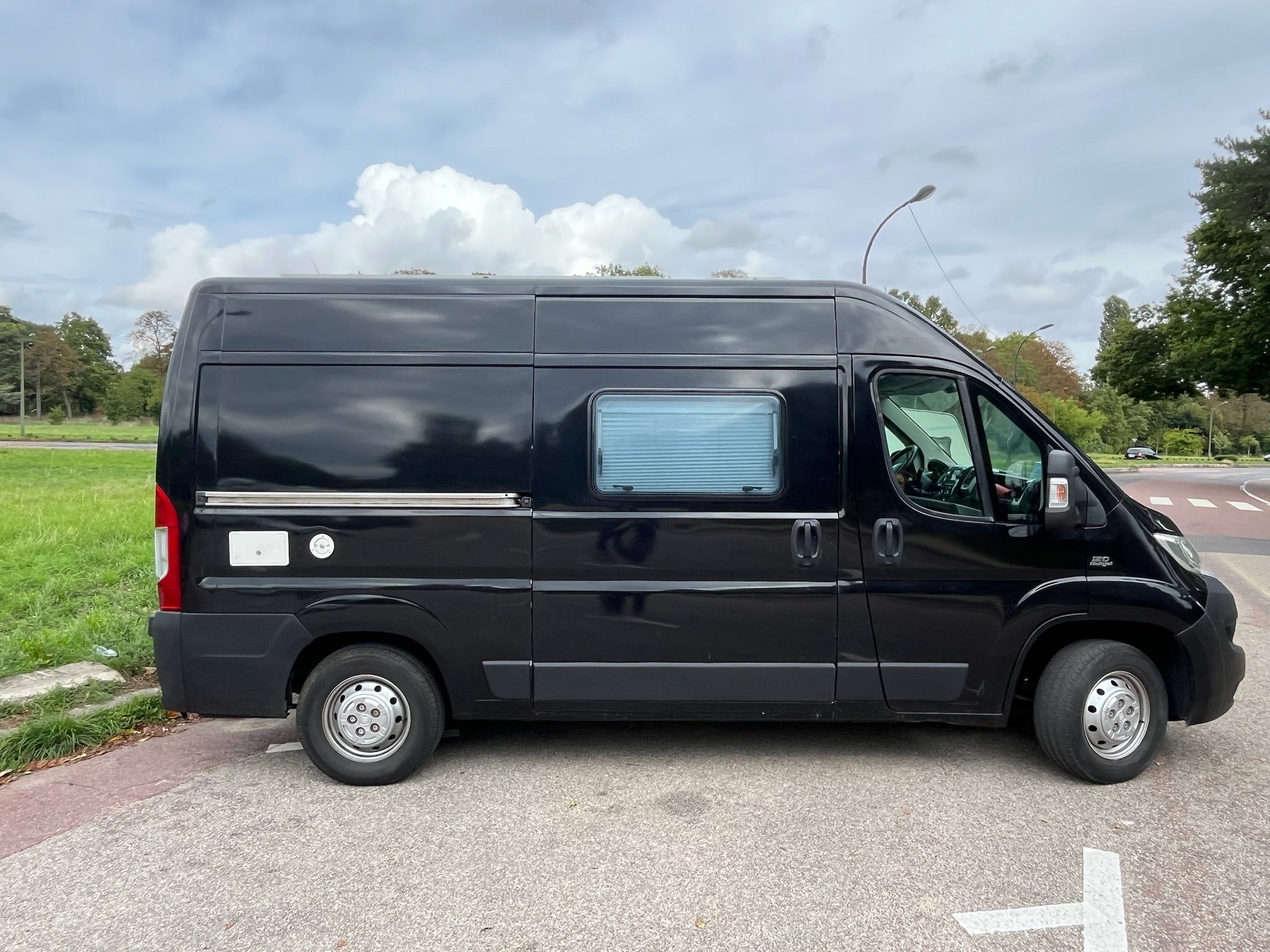 Baie projetable LIGHT - Fenêtre avec store et moustiquaire - Vanlife - Store