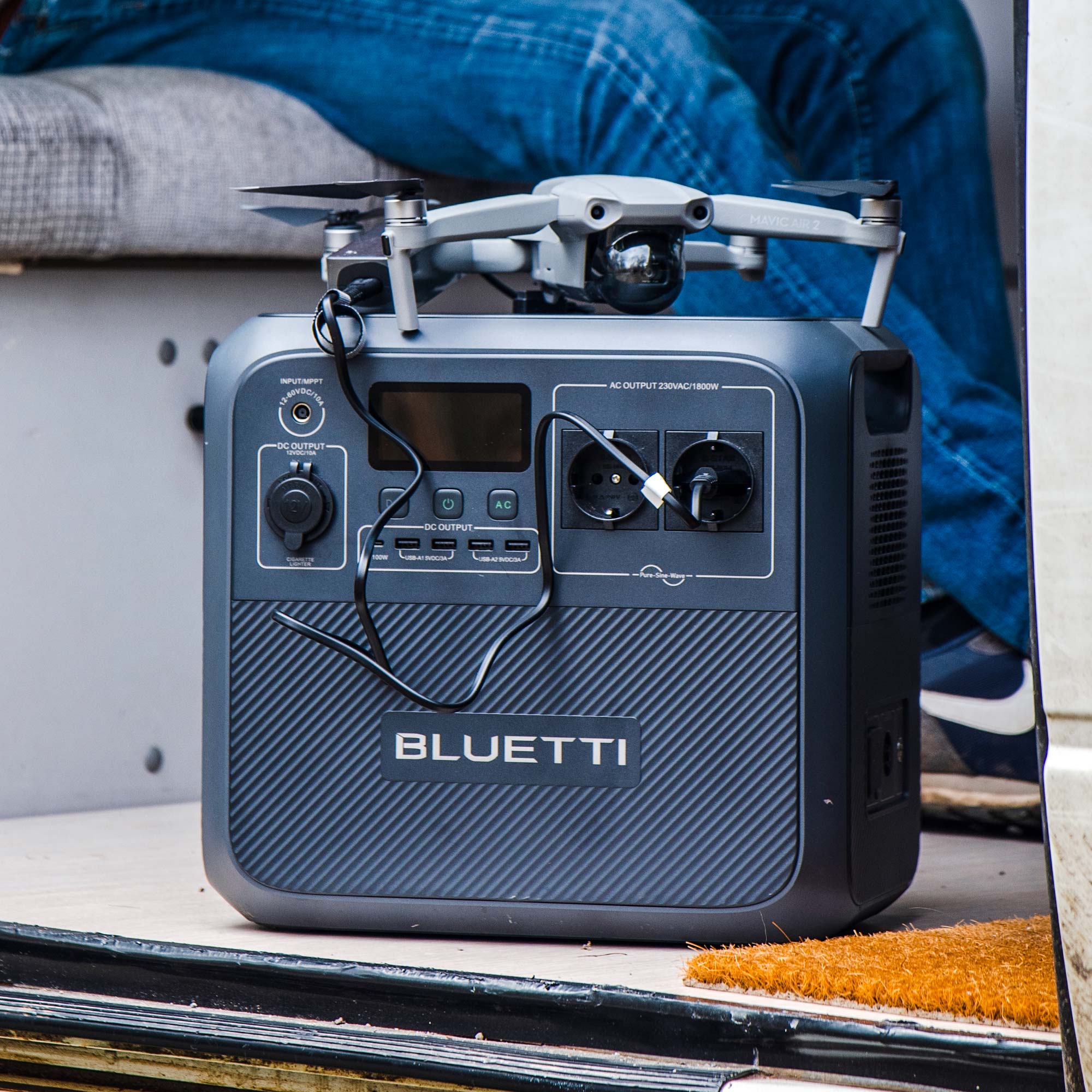 BLUETTI AC180 Station électrique portable | 1 800 W / 1 152 Wh - Vanlife - Store
