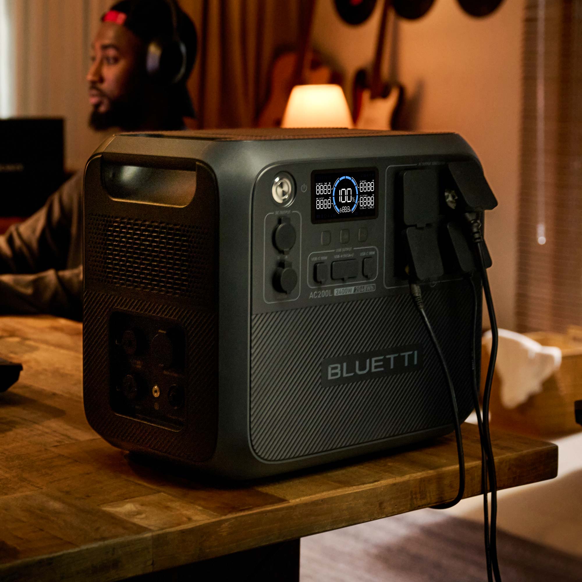 BLUETTI AC200L Station électrique portable | 2400 W / 2048 Wh - Vanlife - Store